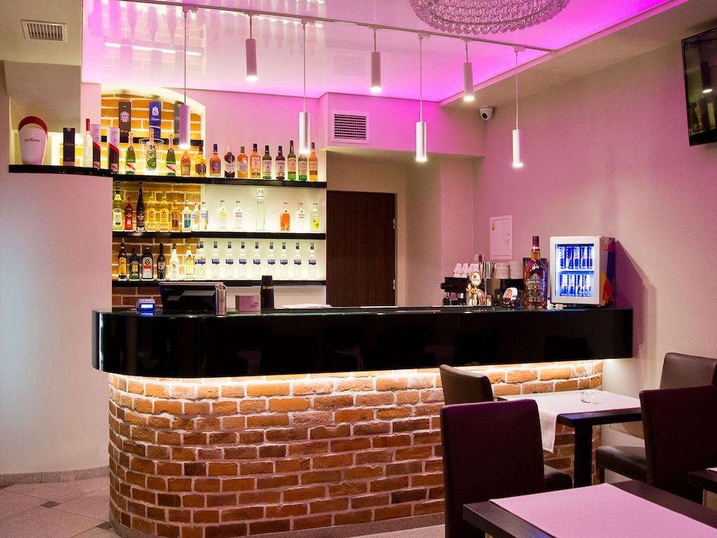 Hotel Fryderyk Ниса Екстериор снимка