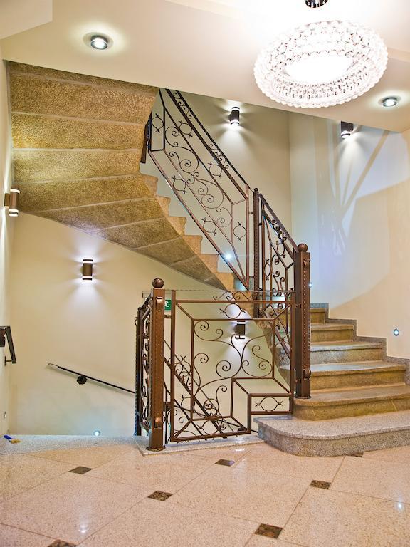 Hotel Fryderyk Ниса Екстериор снимка