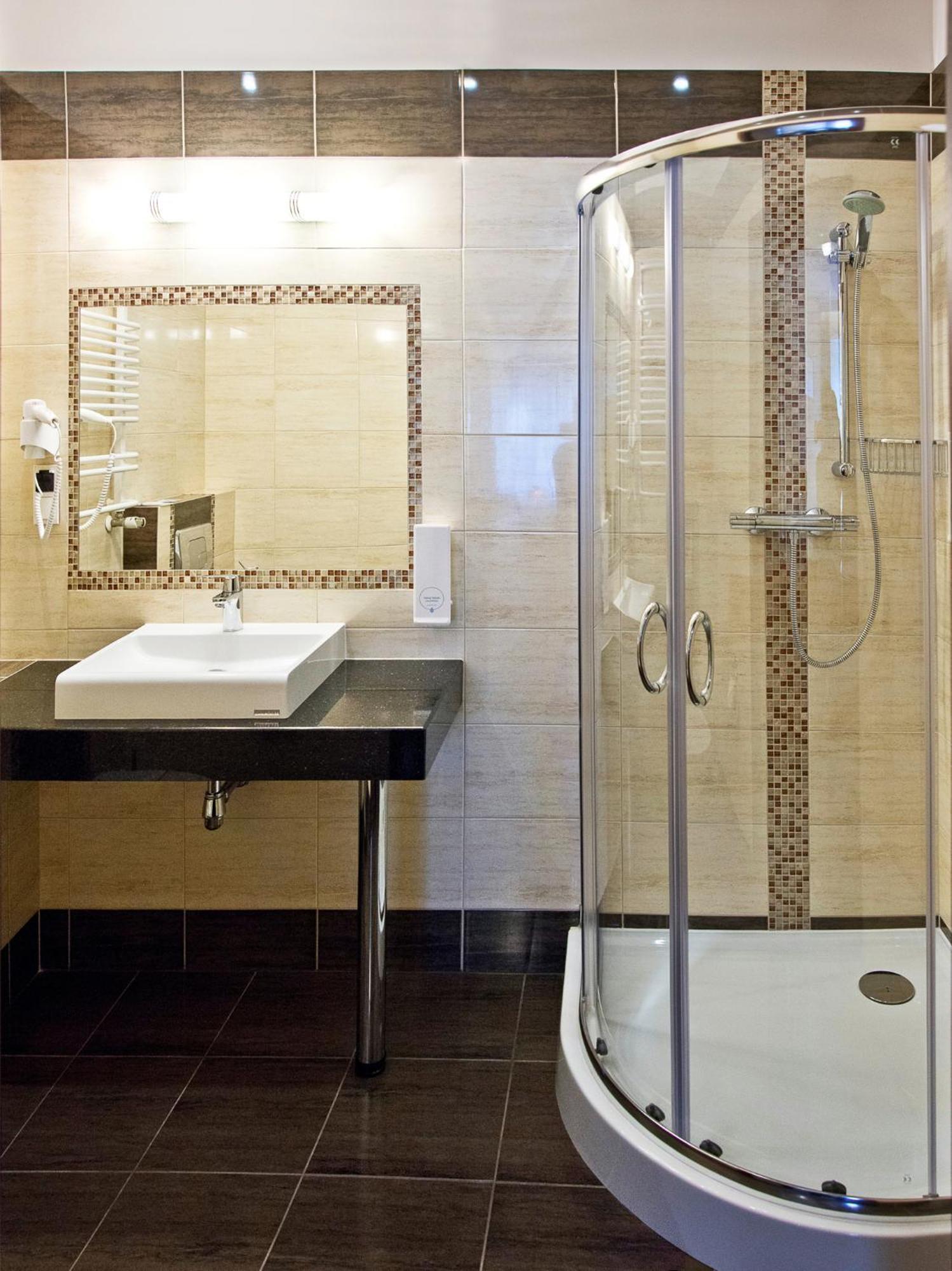 Hotel Fryderyk Ниса Екстериор снимка